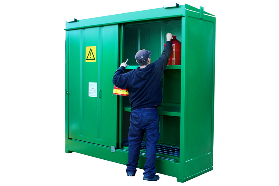 Chemische & Gevaarlijke Stoffen Opslag