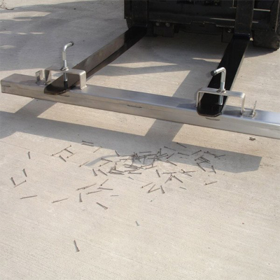 Fork Mounted Magnet