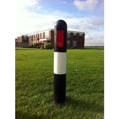 Hazard Type B Recycled Plastic Traffic Bollards
