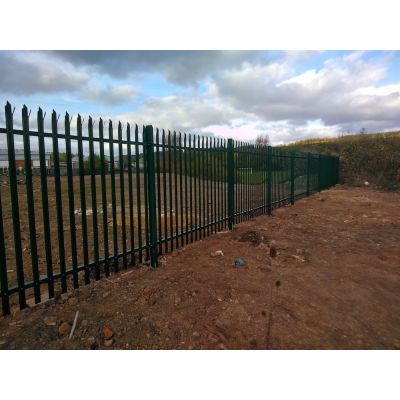 Palisade Fencing - Installation