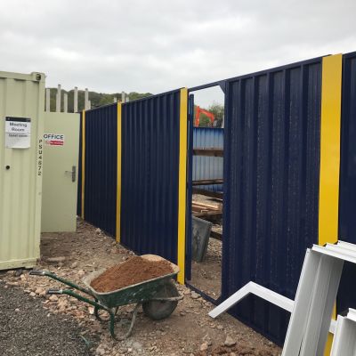 Zware Stalen Wand Damwand Voetgangersdeur